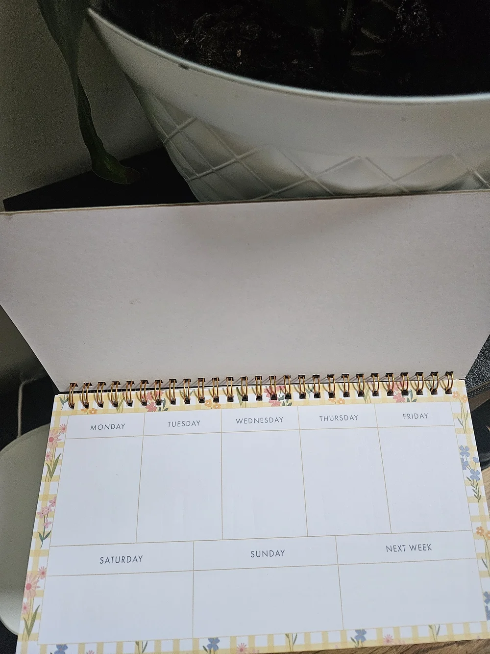 Floral Weekly Planner Desk Calendar - Mint Green